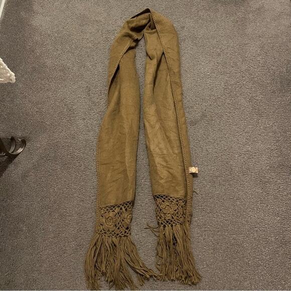 Alpaca Camargo Alpaca Wool Floral Crochet Fringe Long Wrap Shall Scarf - Picture 7 of 7